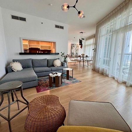 Easygo - Comfy 2Bdr In Loft Tower Downtown Apartman Dubaj Kültér fotó